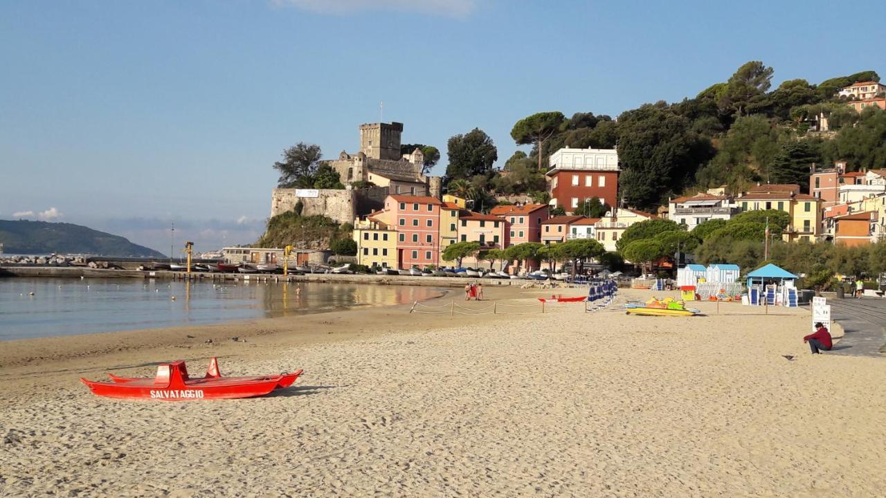 Mansard Apart Alba - Sea 5 Terre-Trekking-Excursions-Relax Сан-Таренцо Экстерьер фото